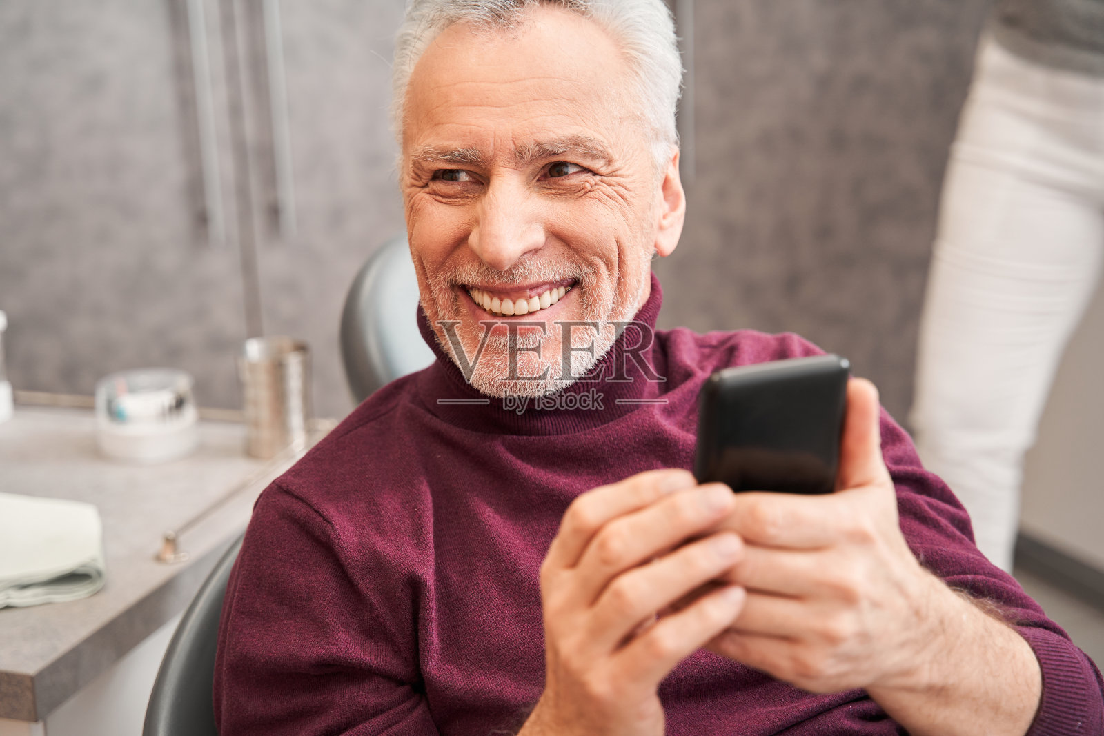 病人准备和医生自拍照片摄影图片