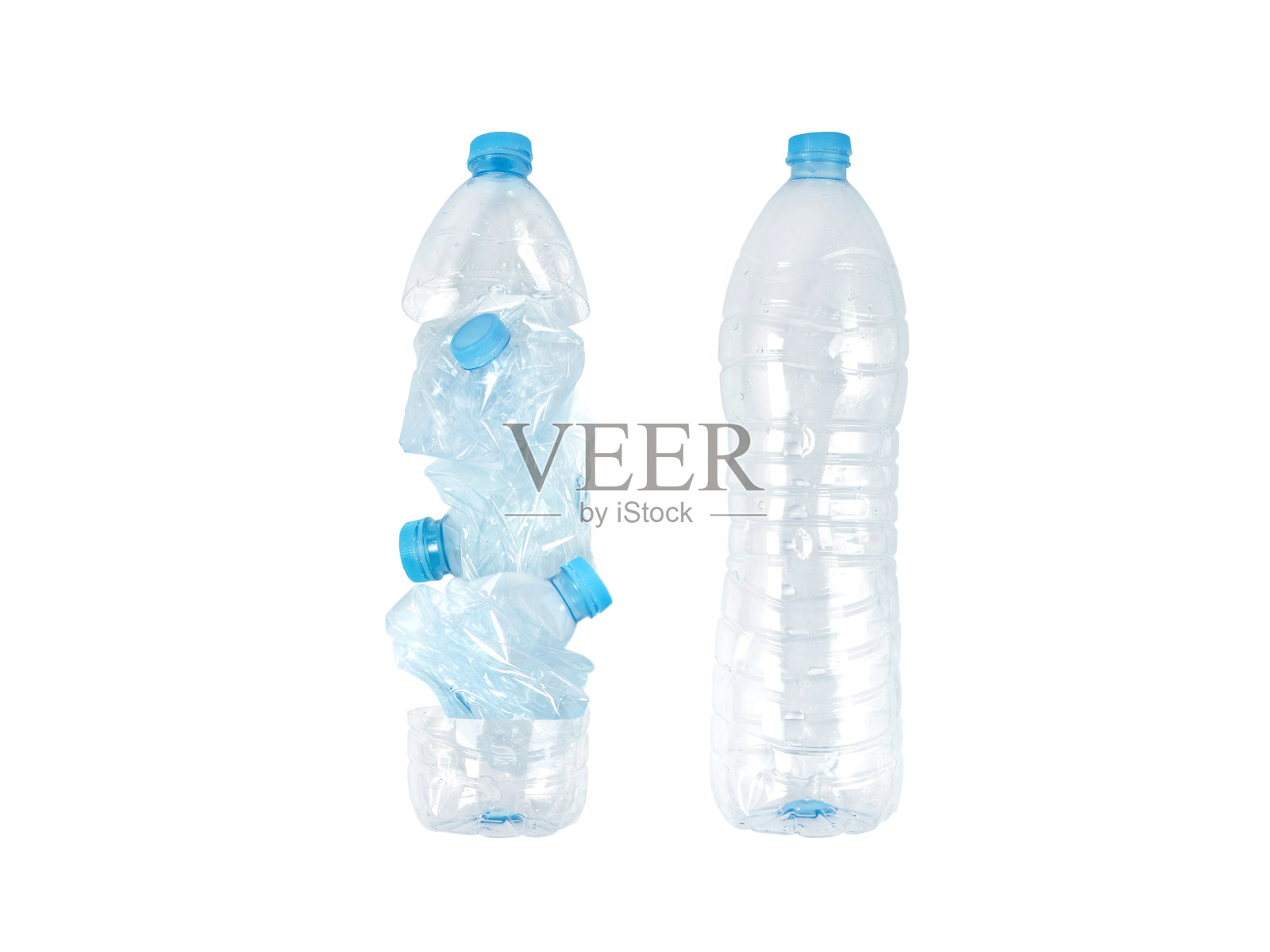 整个和粉碎的塑料瓶隔离在白色。照片摄影图片