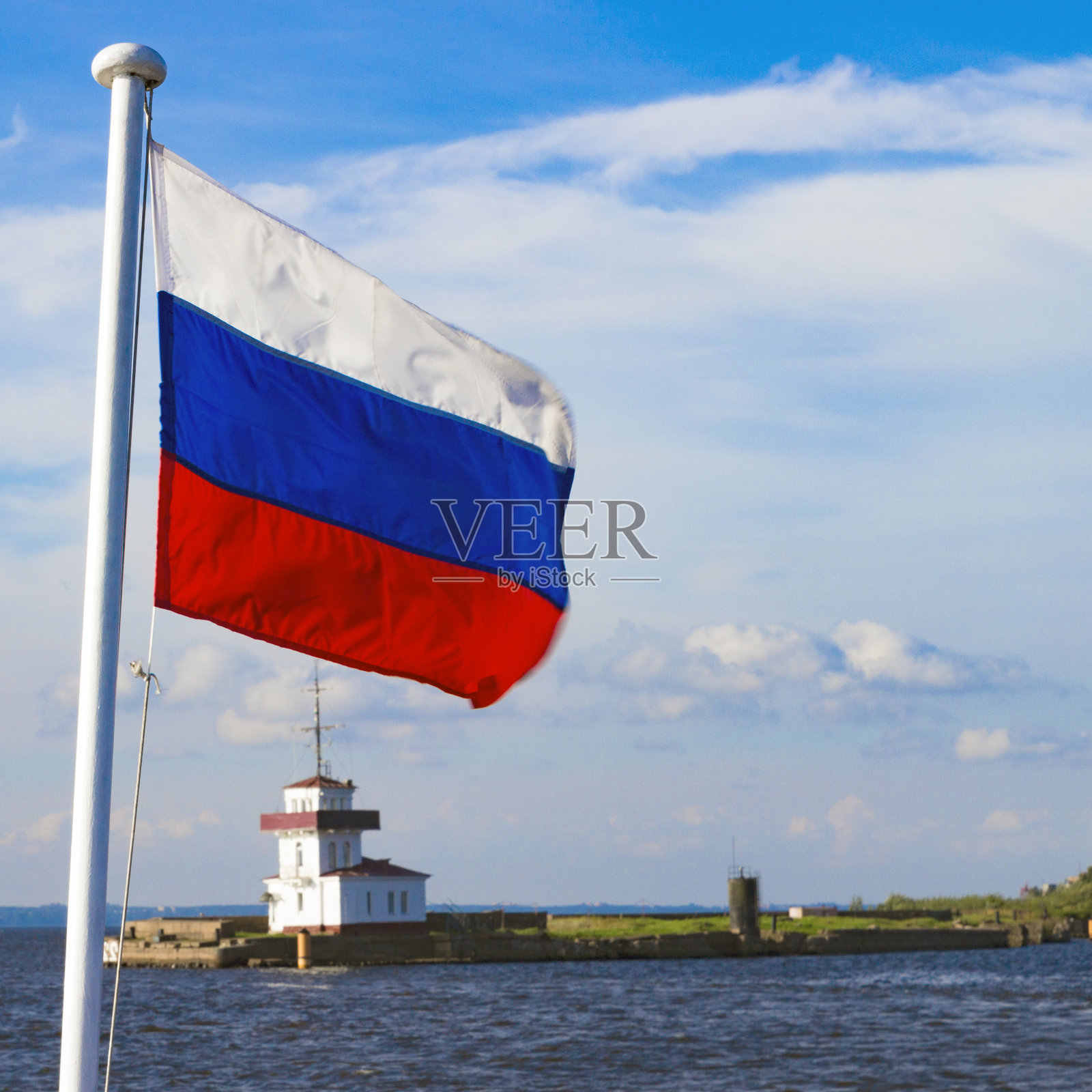 俄罗斯圣彼得堡Kronstadt的国旗。照片摄影图片