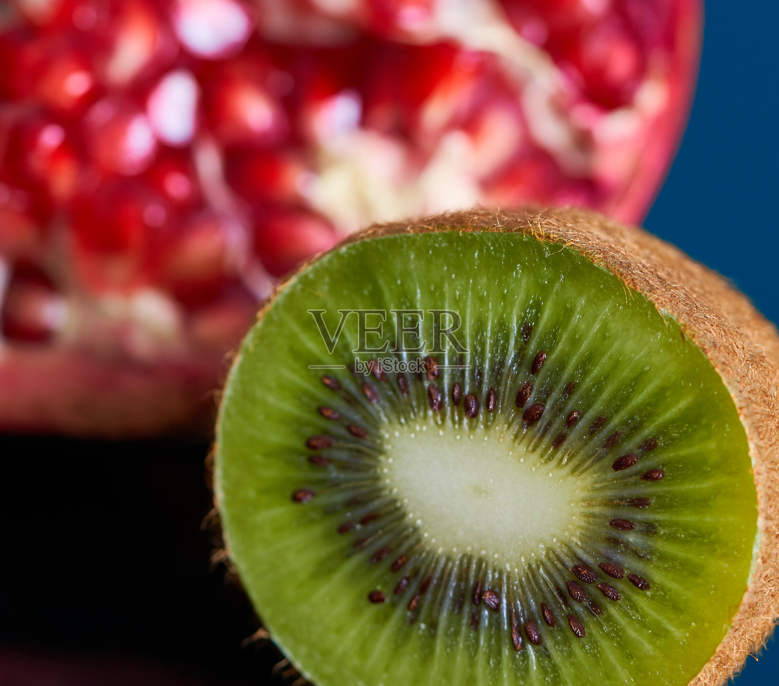 猕猴桃和石榴的果实照片摄影图片