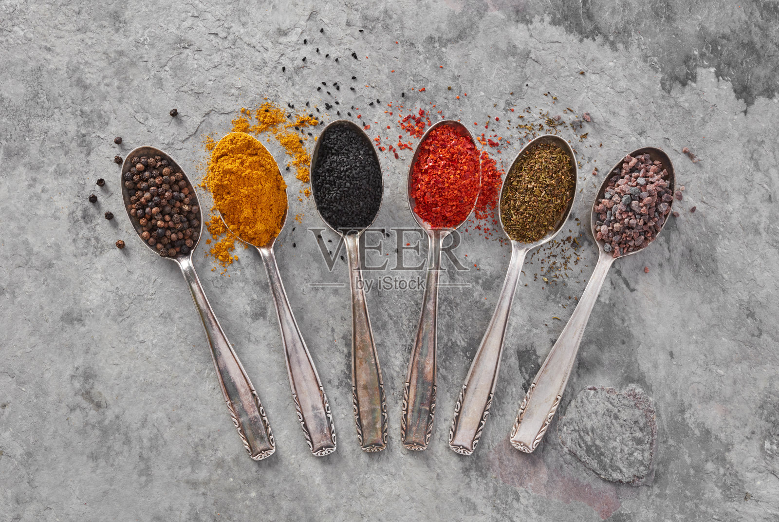 勺子与香料照片摄影图片