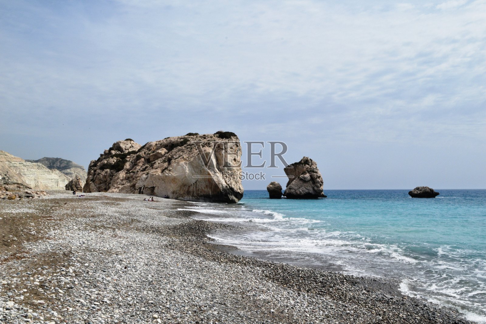 美丽的地中海景色。阿芙罗狄蒂的出生地，塞浦路斯，佩特拉图罗米欧。照片摄影图片