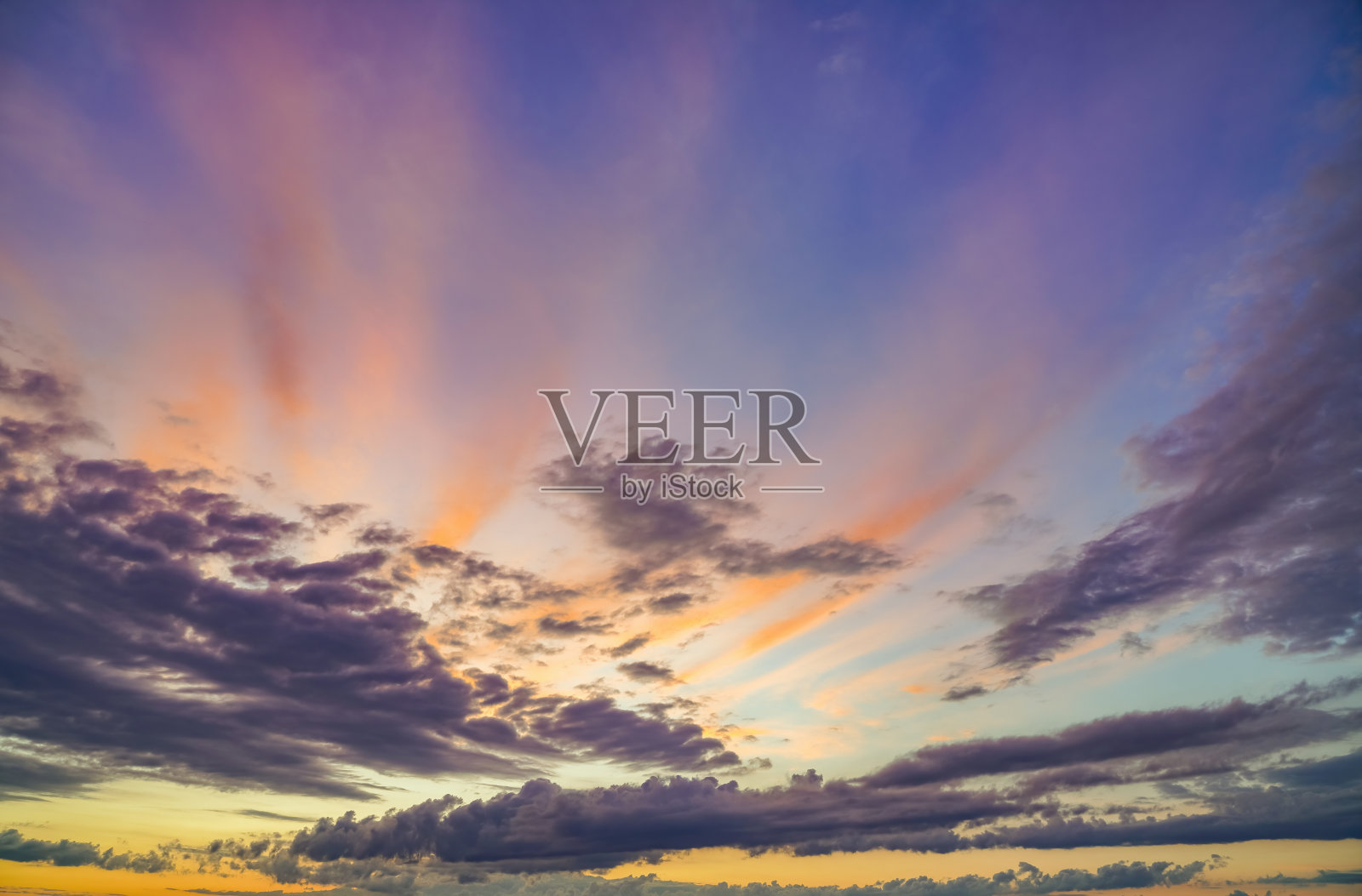 戏剧性的天空背景照片摄影图片