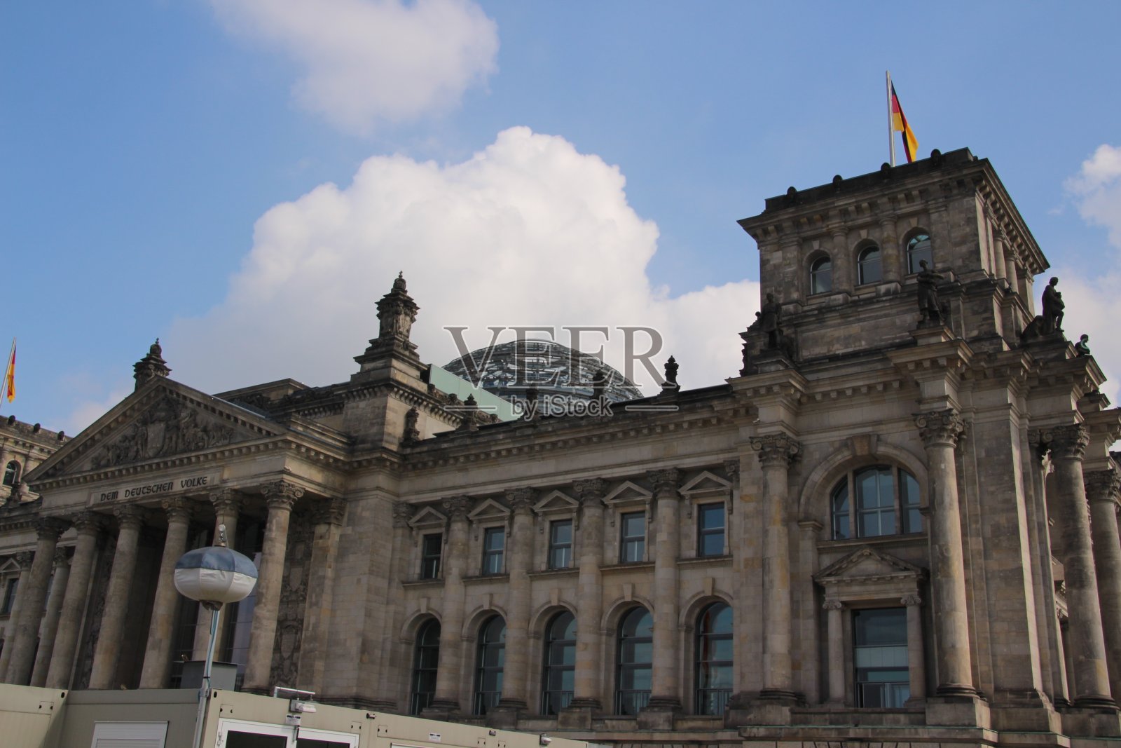 柏林市中心的德国国会大厦照片摄影图片