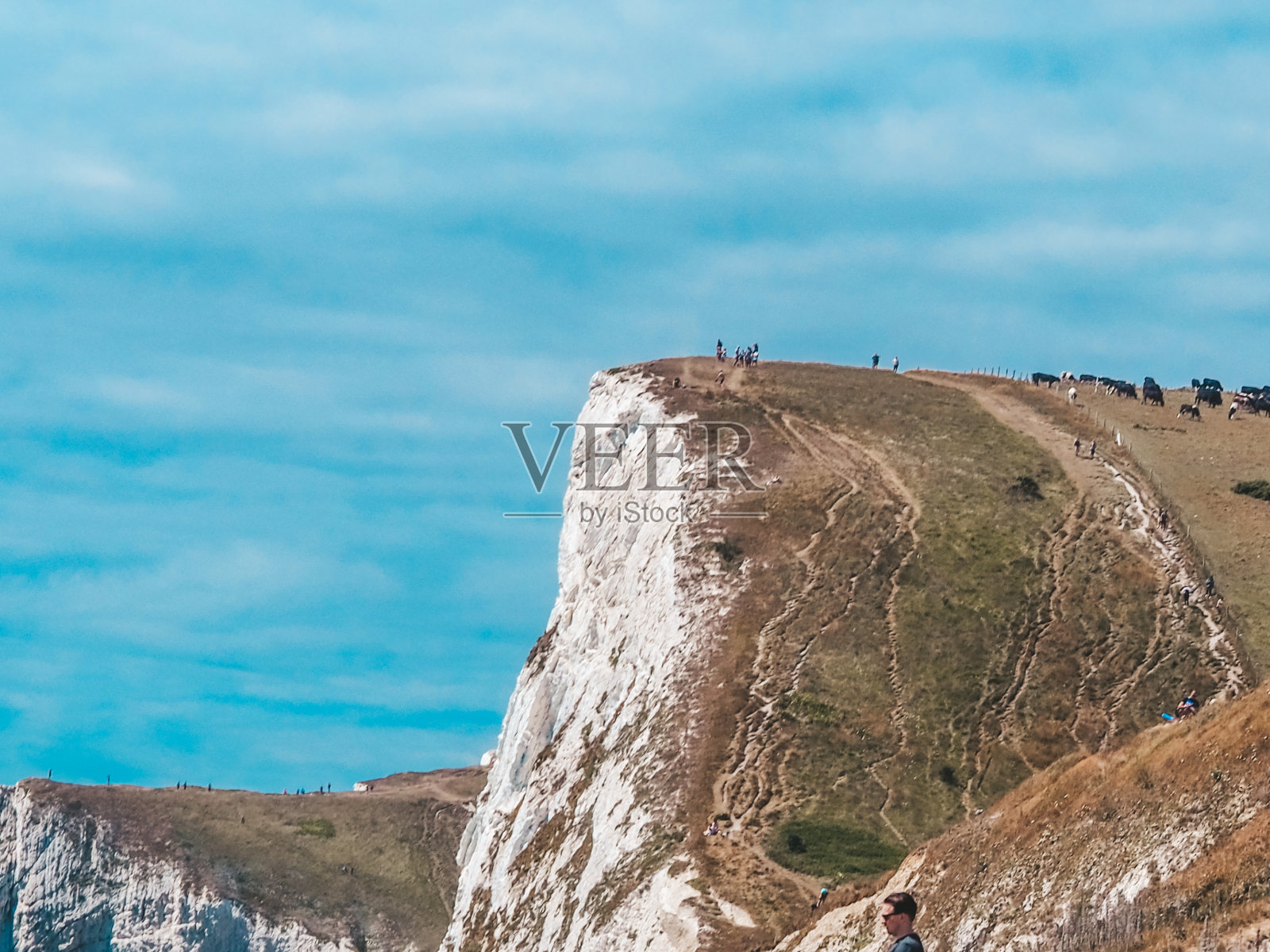 门上雨罩照片摄影图片