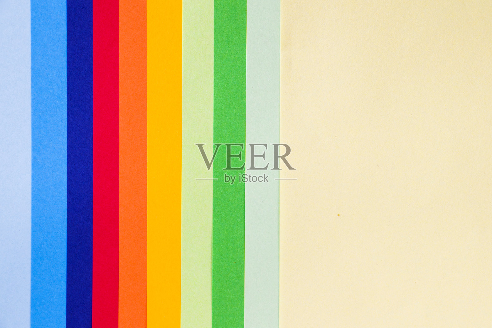 彩色的纸背景，纸板和几何图形，色彩柔和照片摄影图片