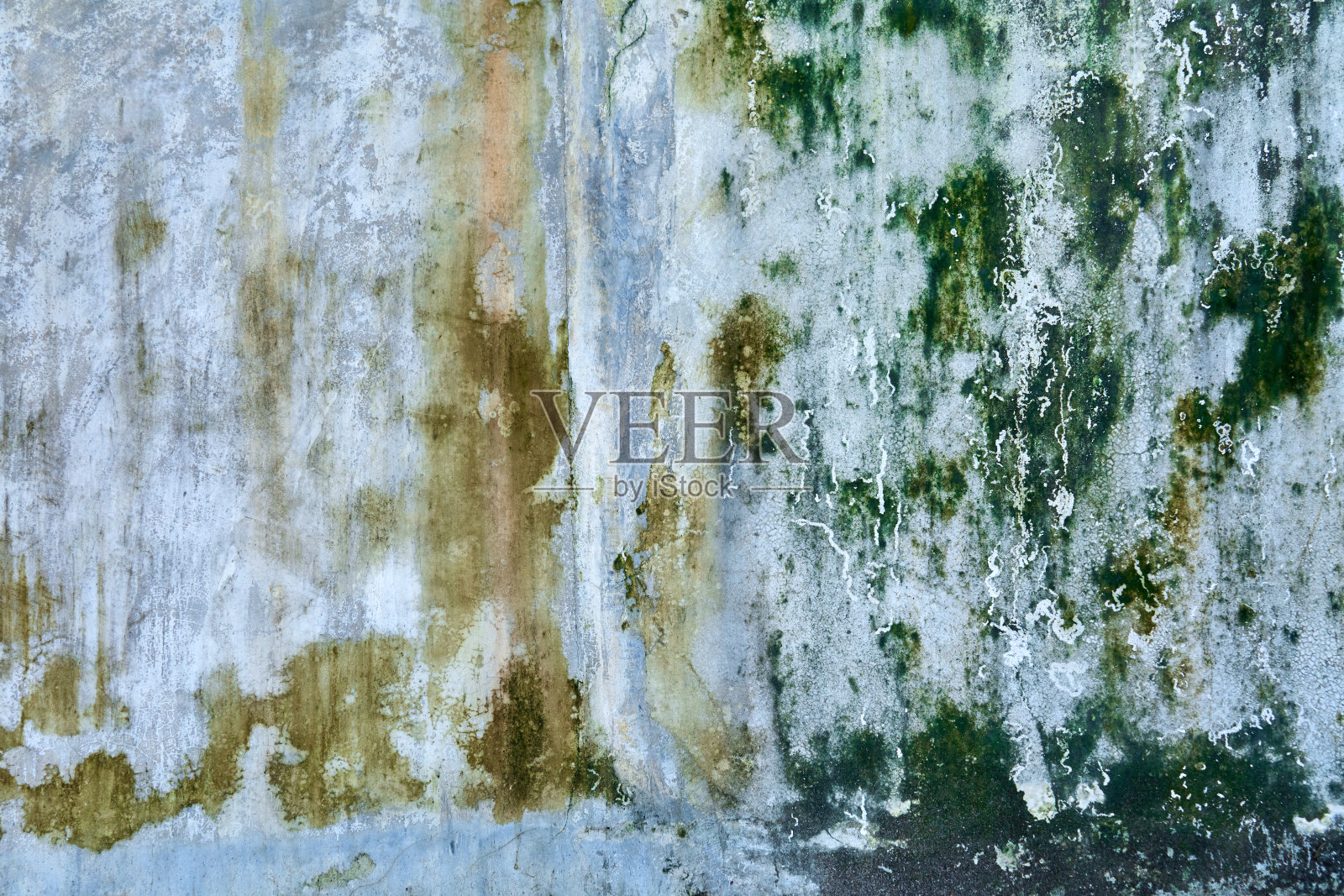 混凝土墙面纹理有绿色霉渍照片摄影图片