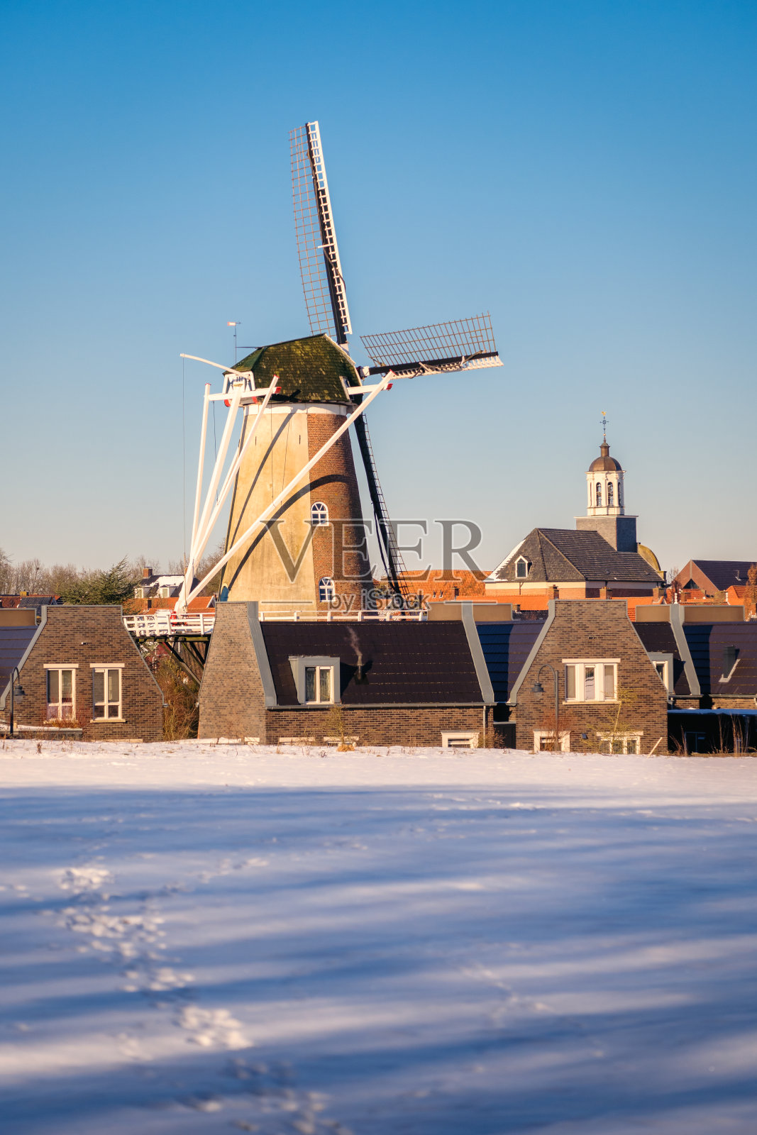 荷兰Ootmarsum村附近的冬季景观(荷兰)照片摄影图片