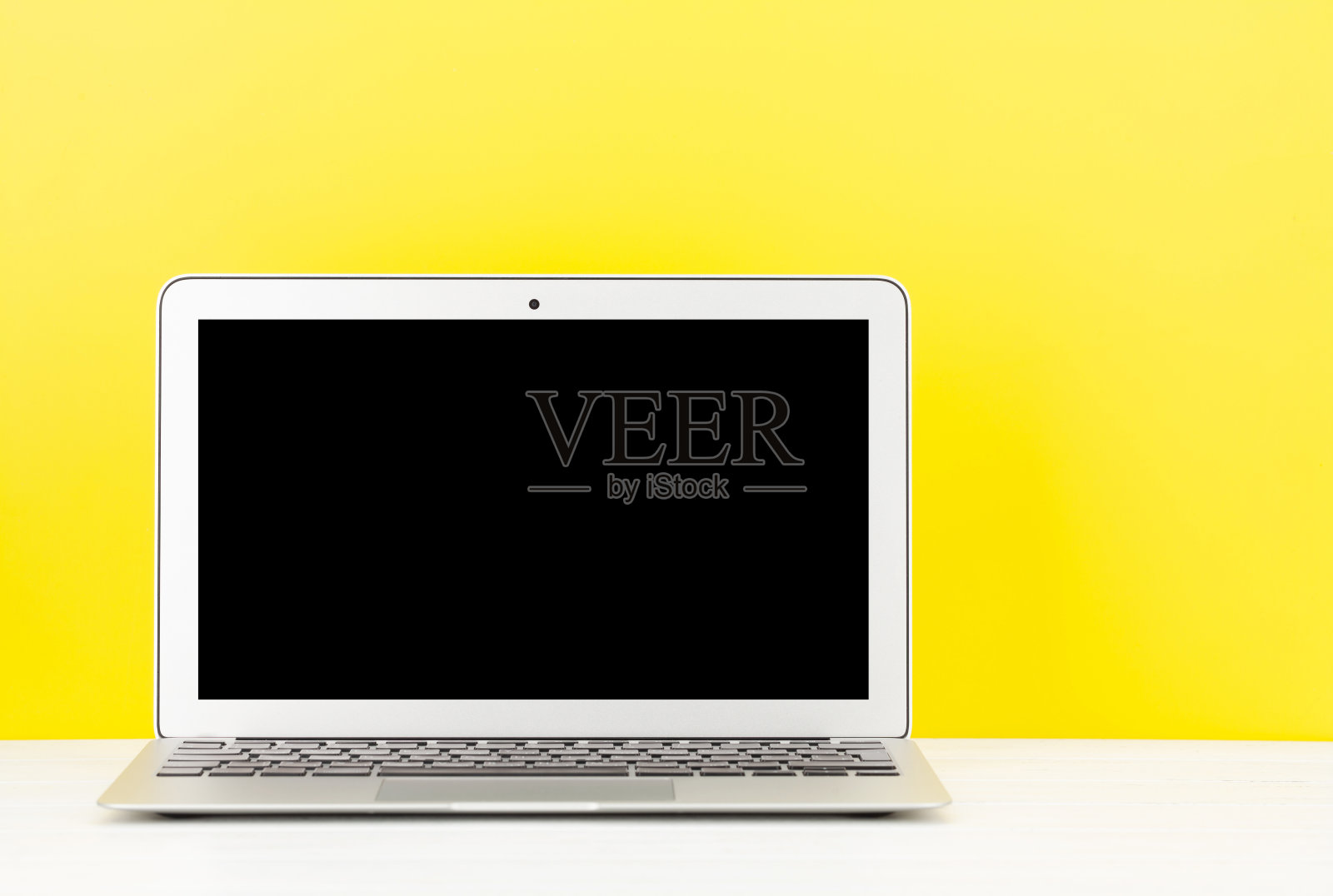 工作室工作区与笔记本电脑照片摄影图片