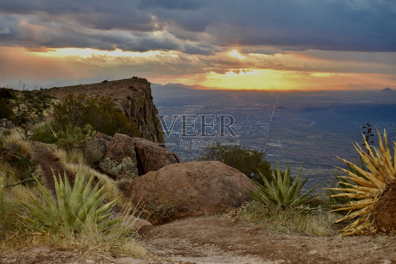 沙漠的日落照片摄影图片
