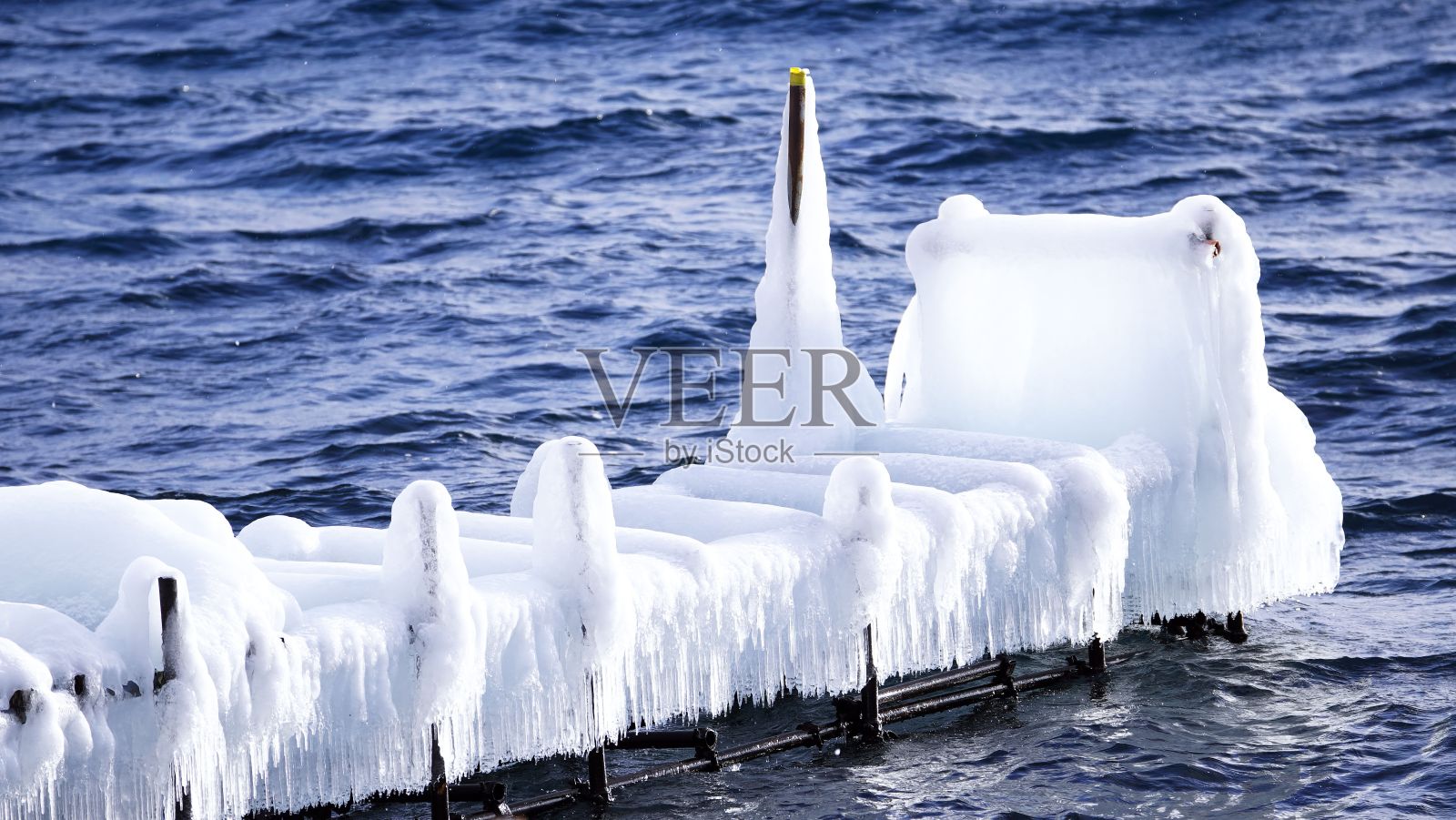 仲冬时节的色津湖景色壮观照片摄影图片