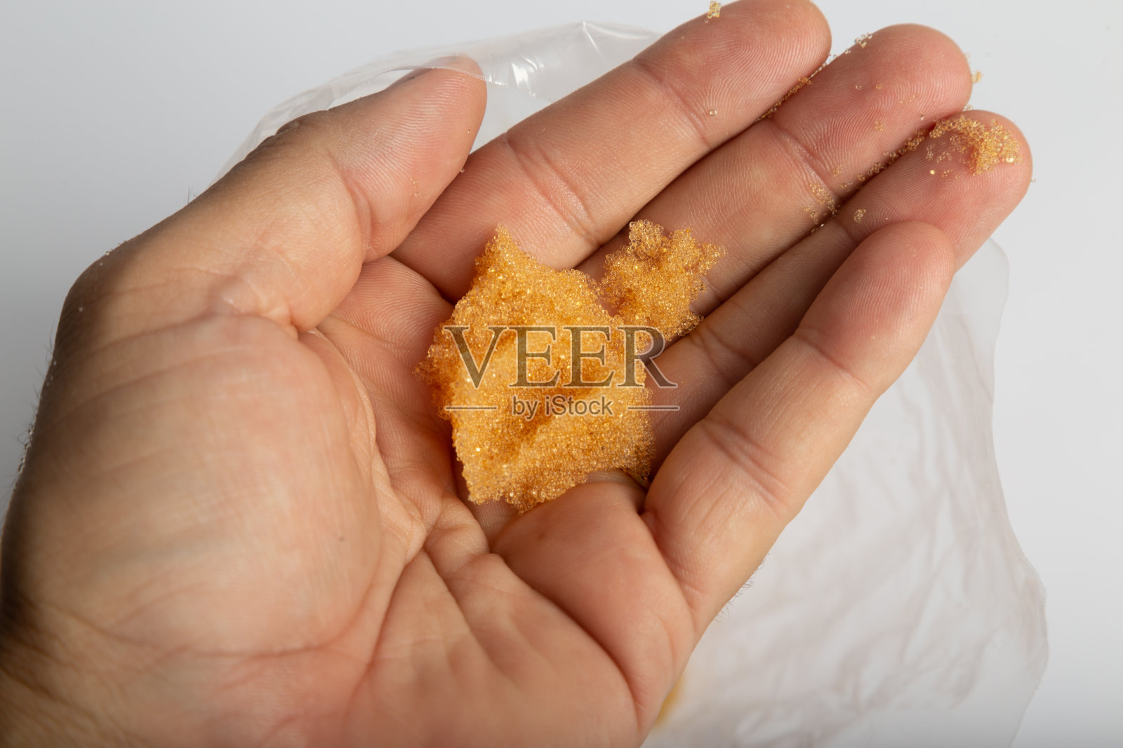 混合树脂用于海洋鱼缸去离子过滤器。照片摄影图片