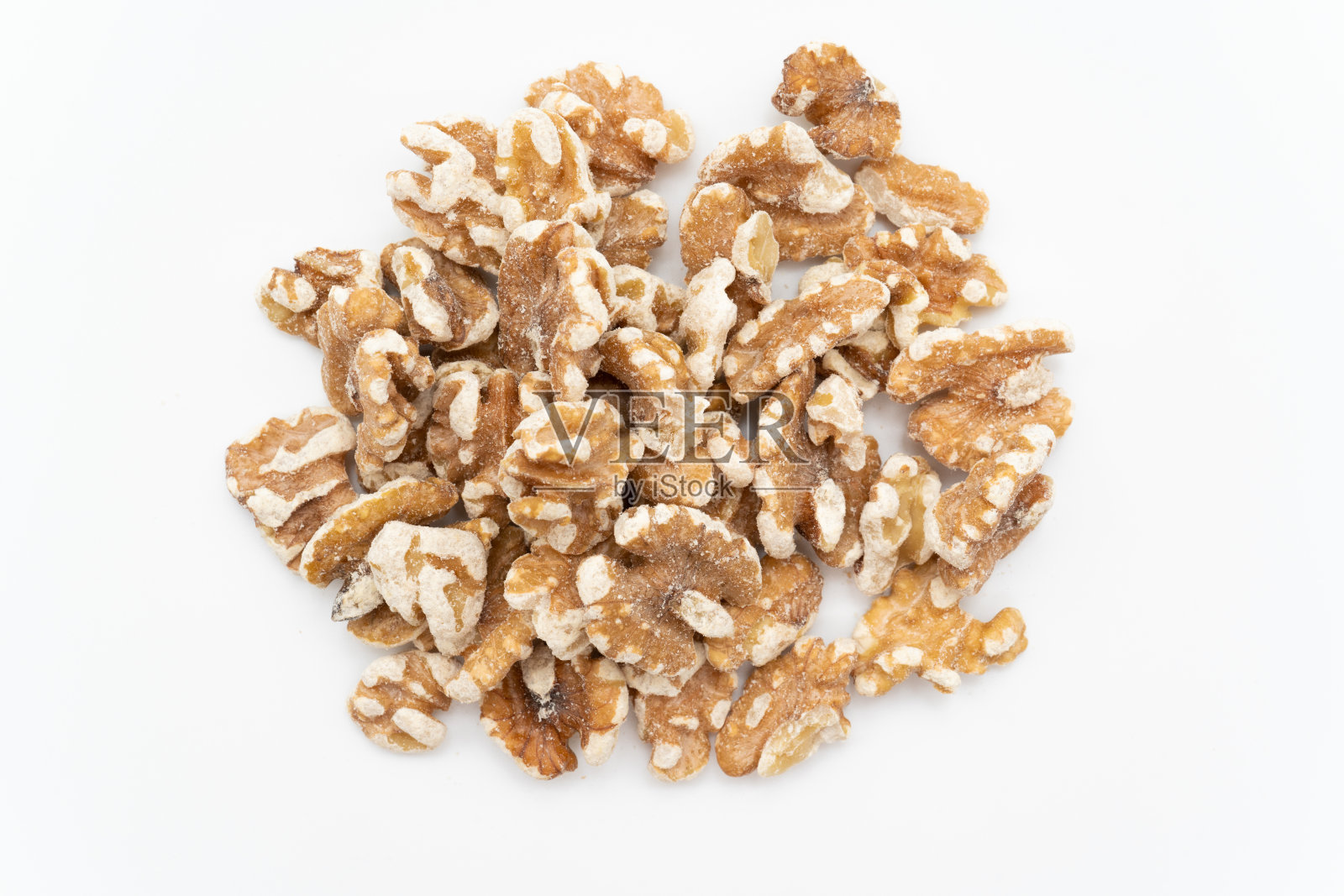 白色背景上的核桃照片摄影图片