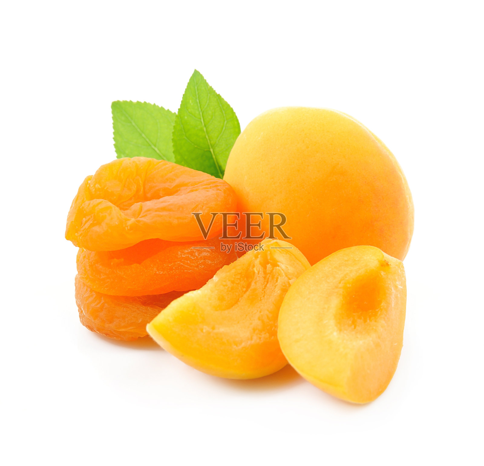 甜杏和干杏照片摄影图片