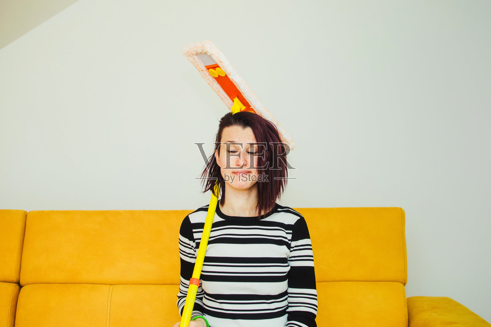 筋疲力尽的家庭主妇库存照片照片摄影图片