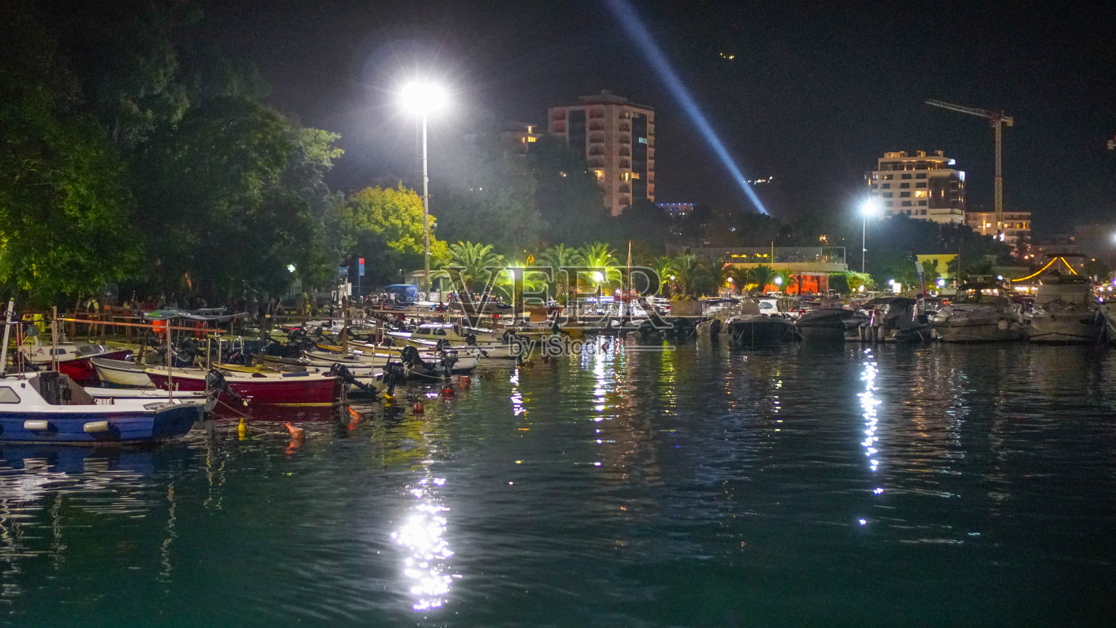 Budva晚上照片摄影图片