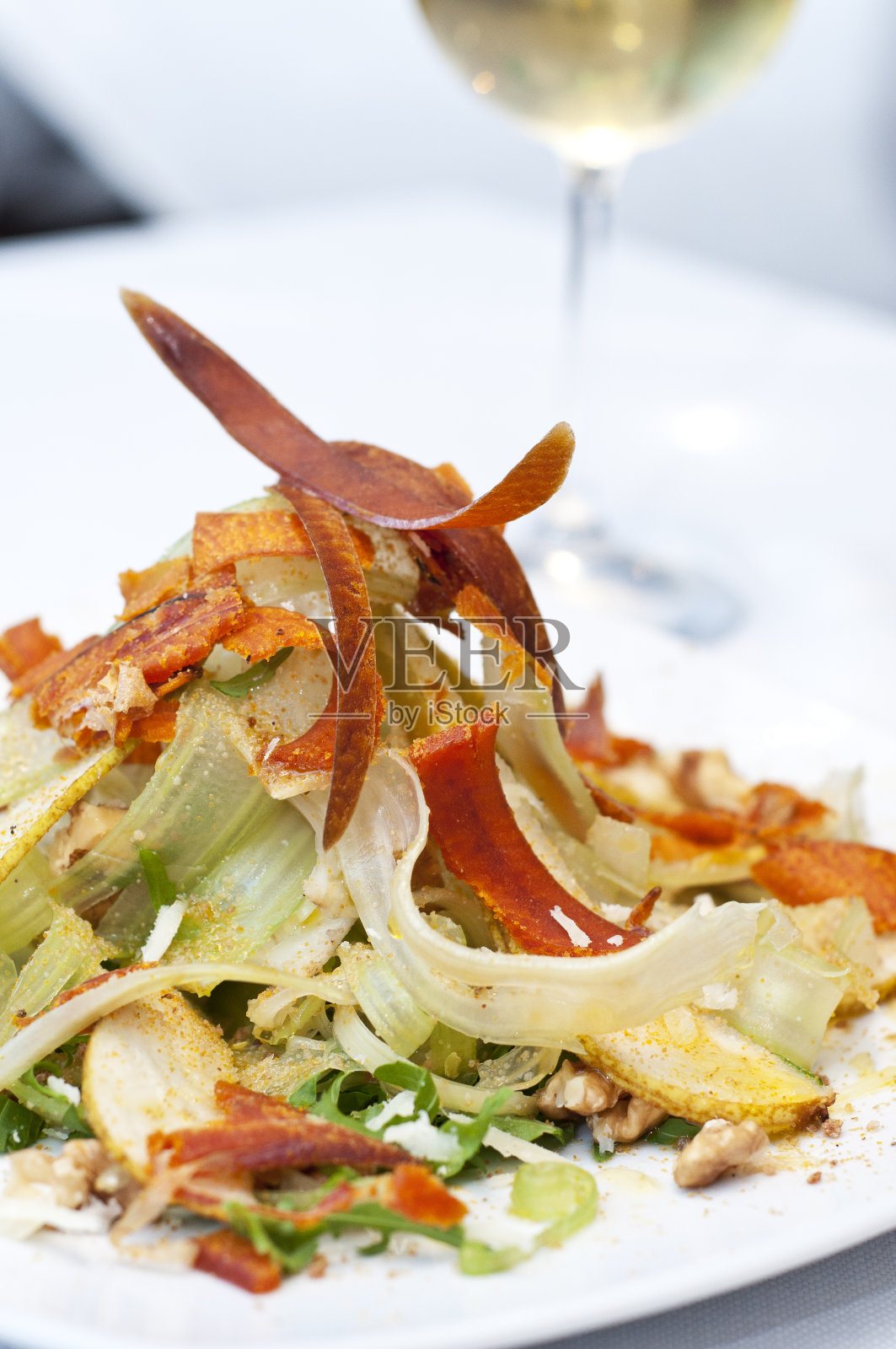 芹菜卷配鲻鱼子照片摄影图片