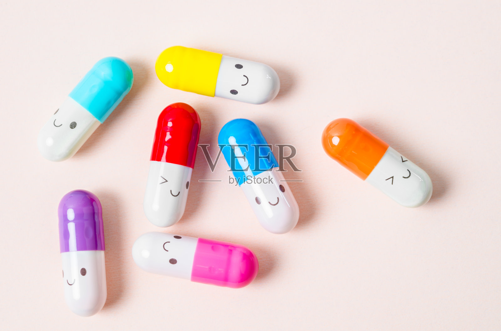 许多五颜六色的药丸胶囊照片摄影图片