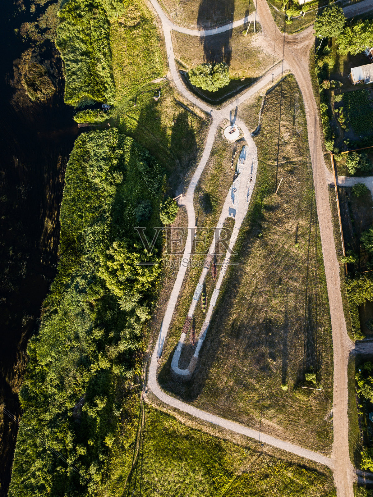 在拉脱维亚斯库伦达的感情历程照片摄影图片