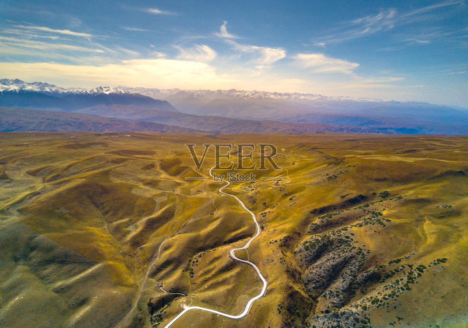 中国新疆的地貌风景画照片摄影图片