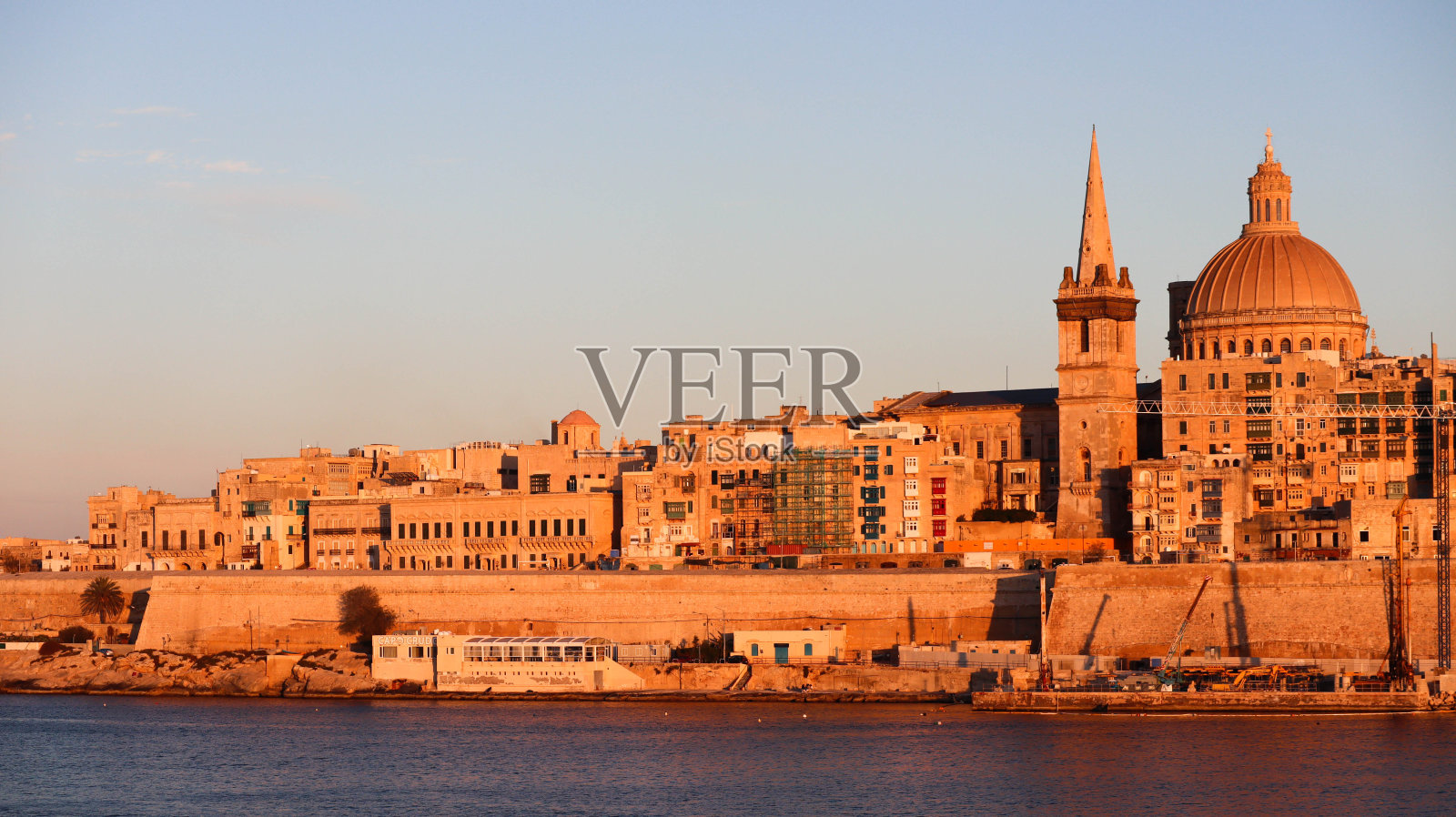 马尔他马努埃尔岛，马尔他首都，马尔他圆顶，马尔他圆顶海景照片摄影图片