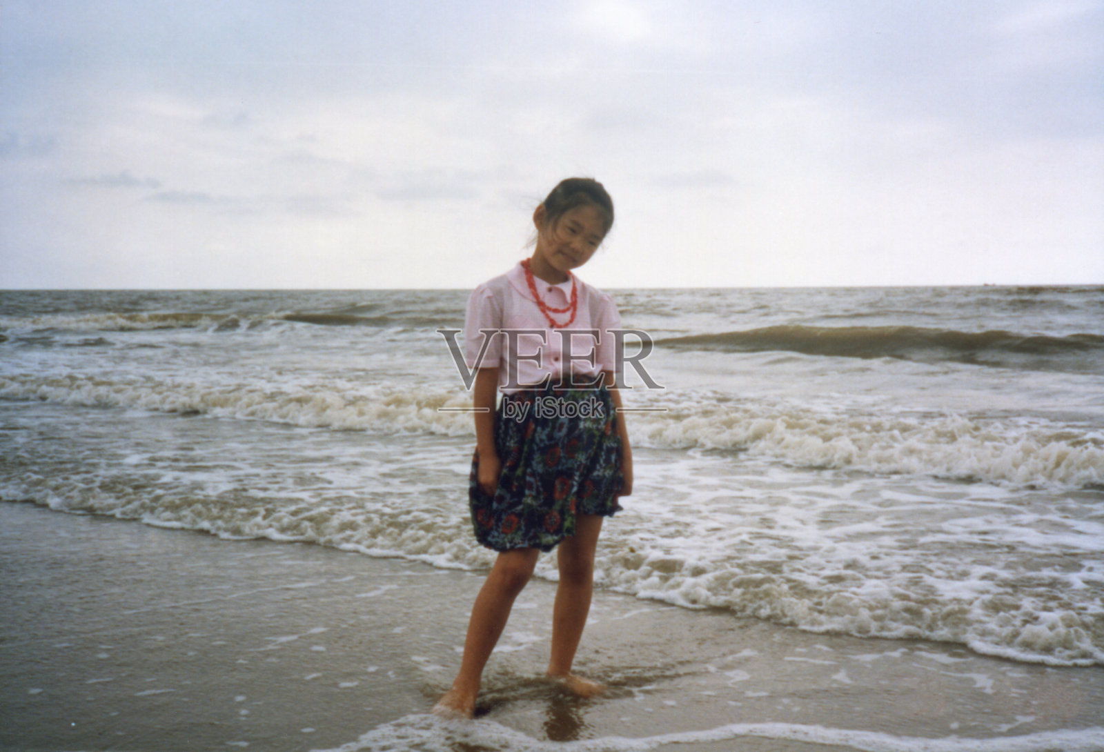 80年代中国小女孩真实生活老照片照片摄影图片