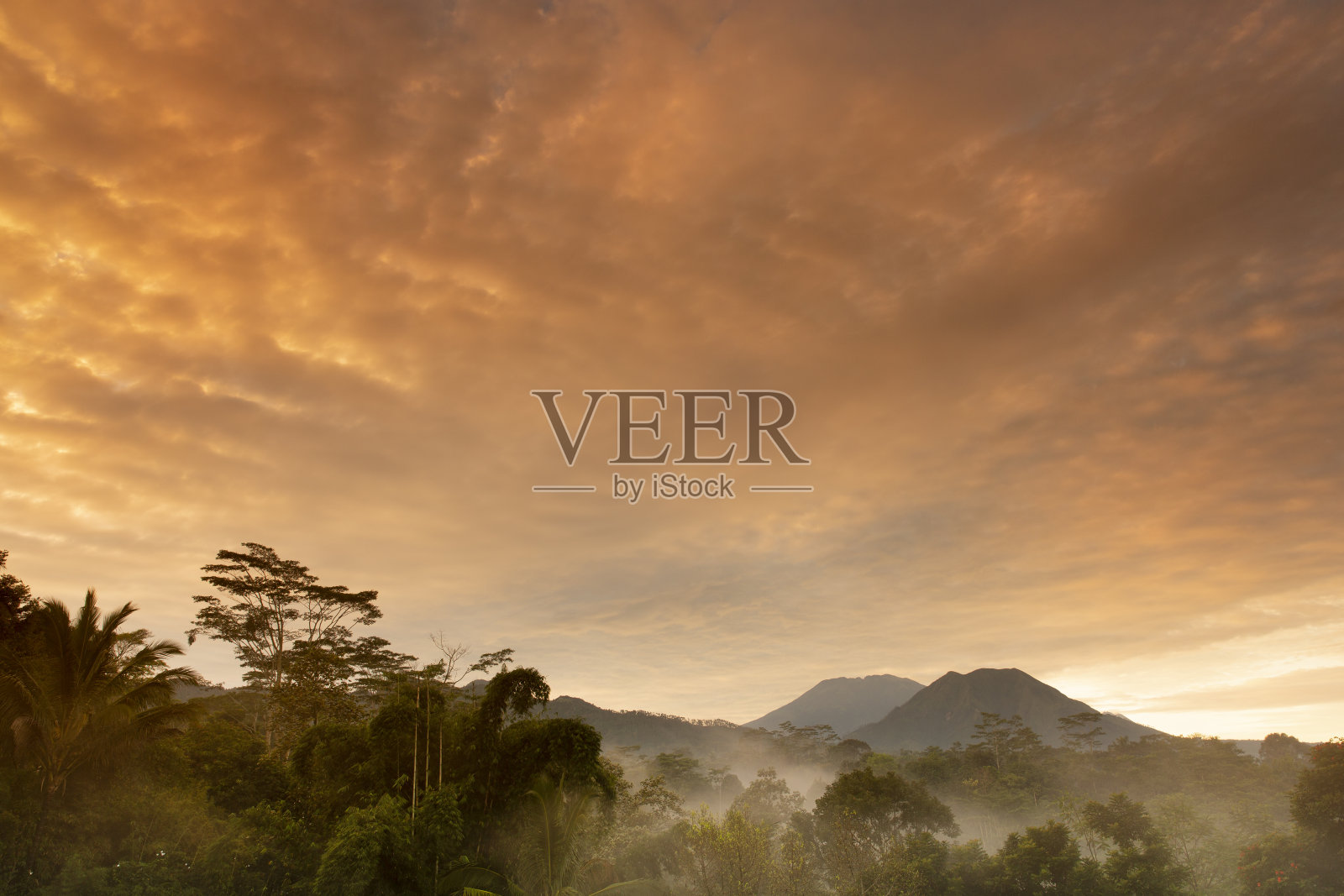 爪哇日落照片摄影图片