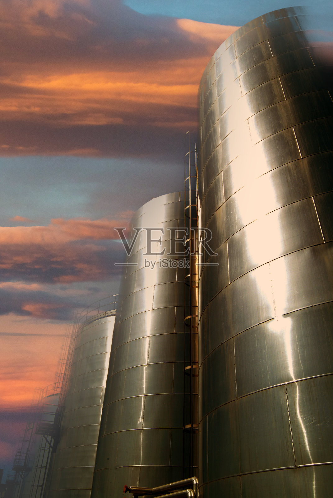 采购产品工业，储罐，工厂，筒仓照片摄影图片