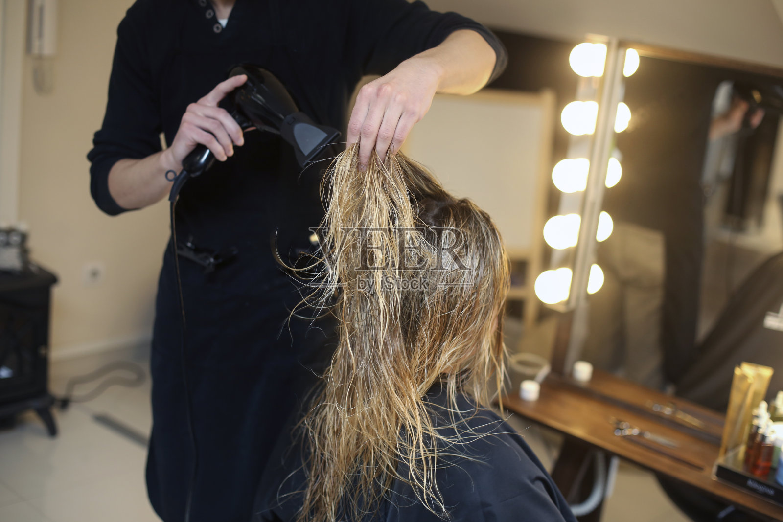 干燥的头发照片摄影图片