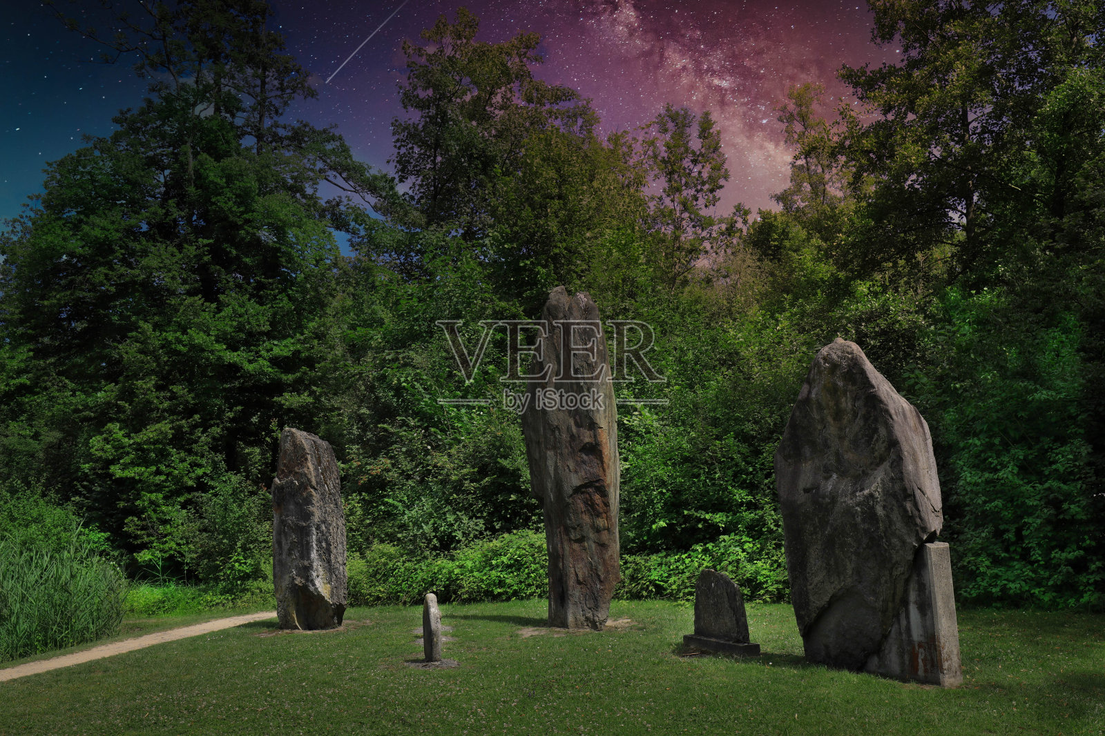 石器时代的竖石纪念碑照片摄影图片