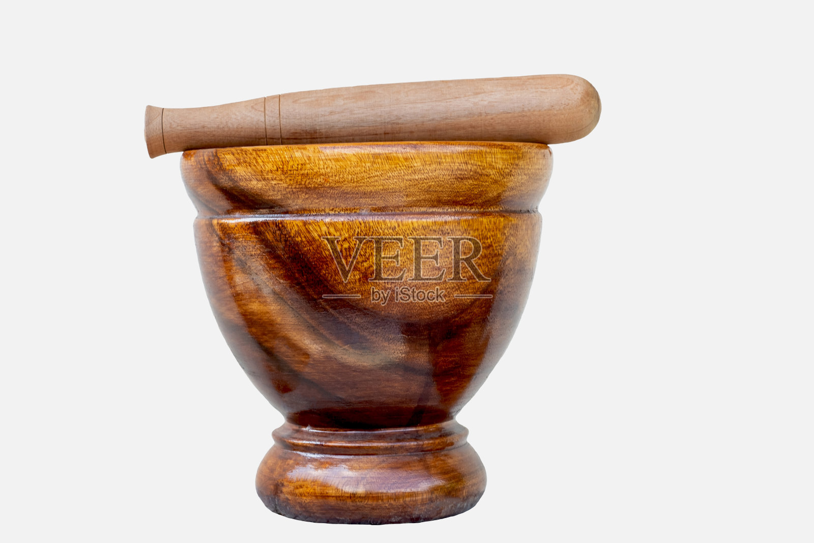 一种流行的用木臼敲打木瓜的泰国人孤立在白色的背景上照片摄影图片