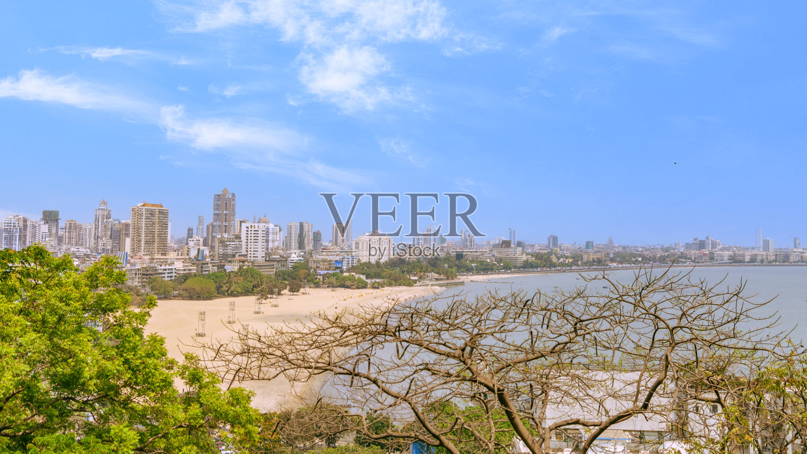 从马拉巴尔山俯瞰孟买滨海大道。女王的项链照片摄影图片