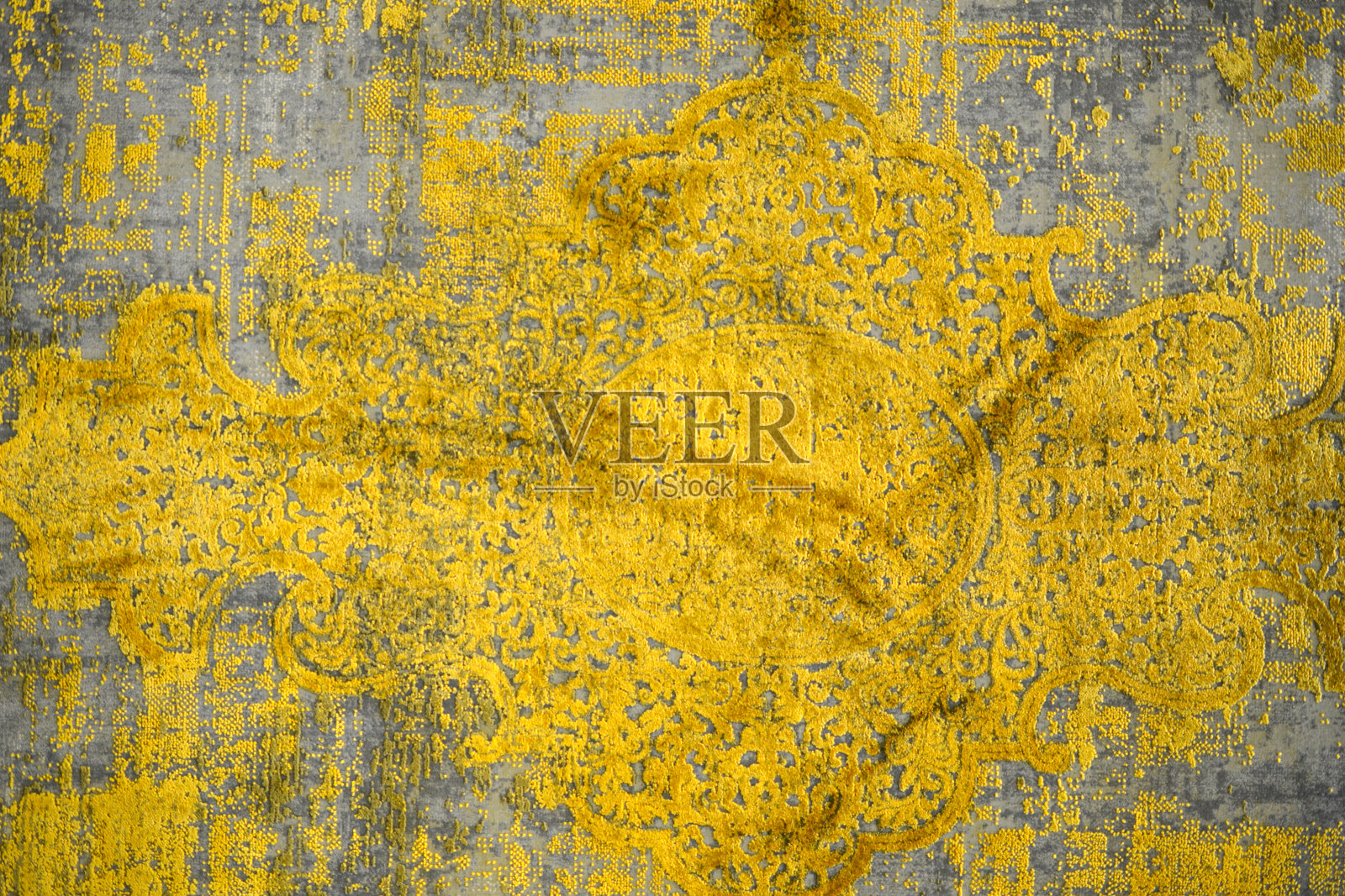 市场上出售的地毯，地毯的图案照片摄影图片