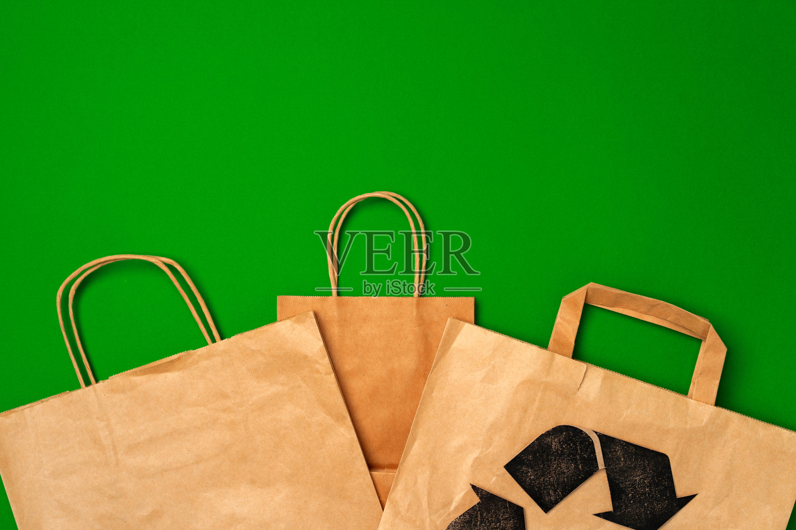 废纸回收理念，环保消费主义照片摄影图片