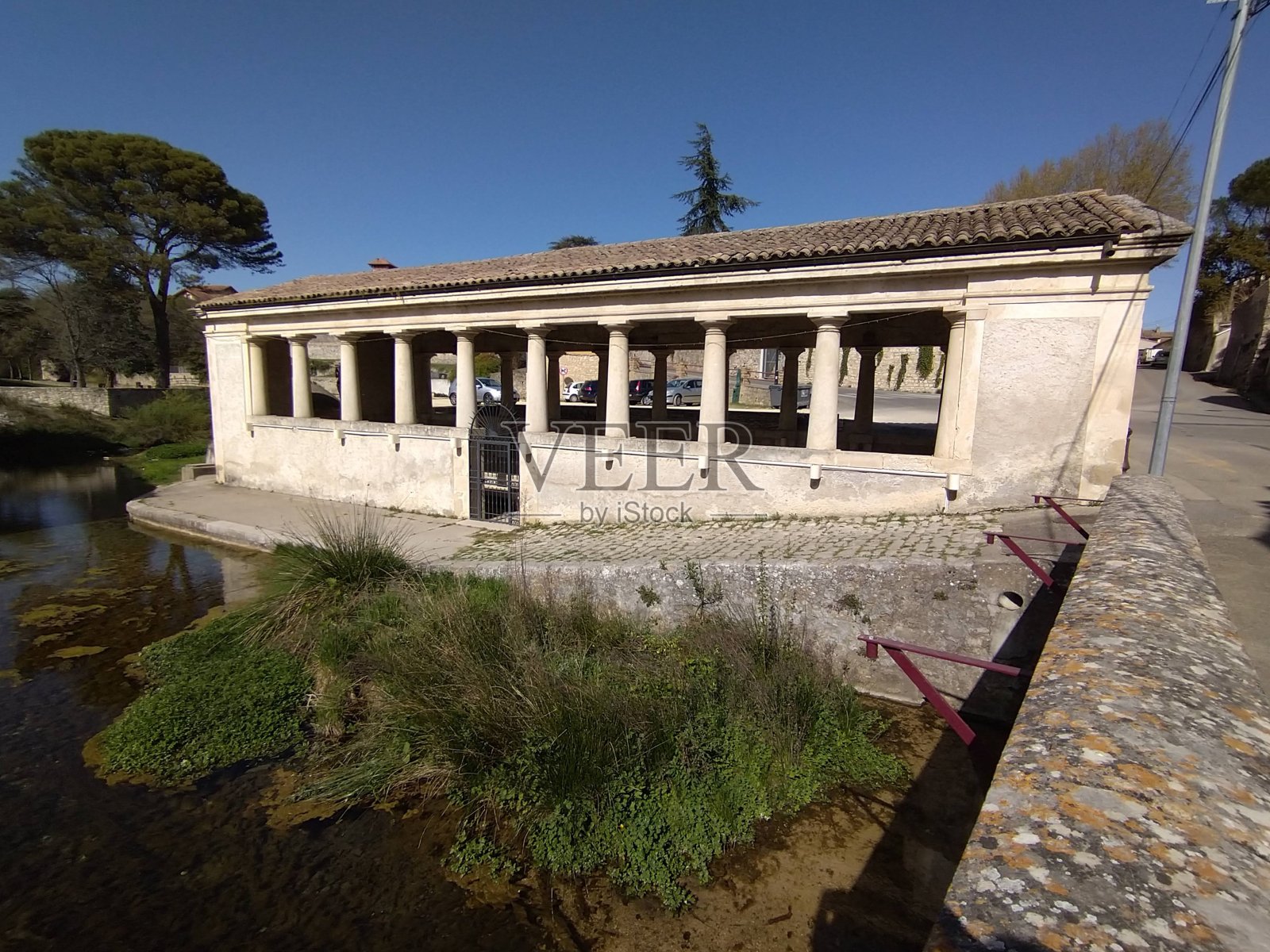 圣堡的图恩洗衣店Andéol照片摄影图片