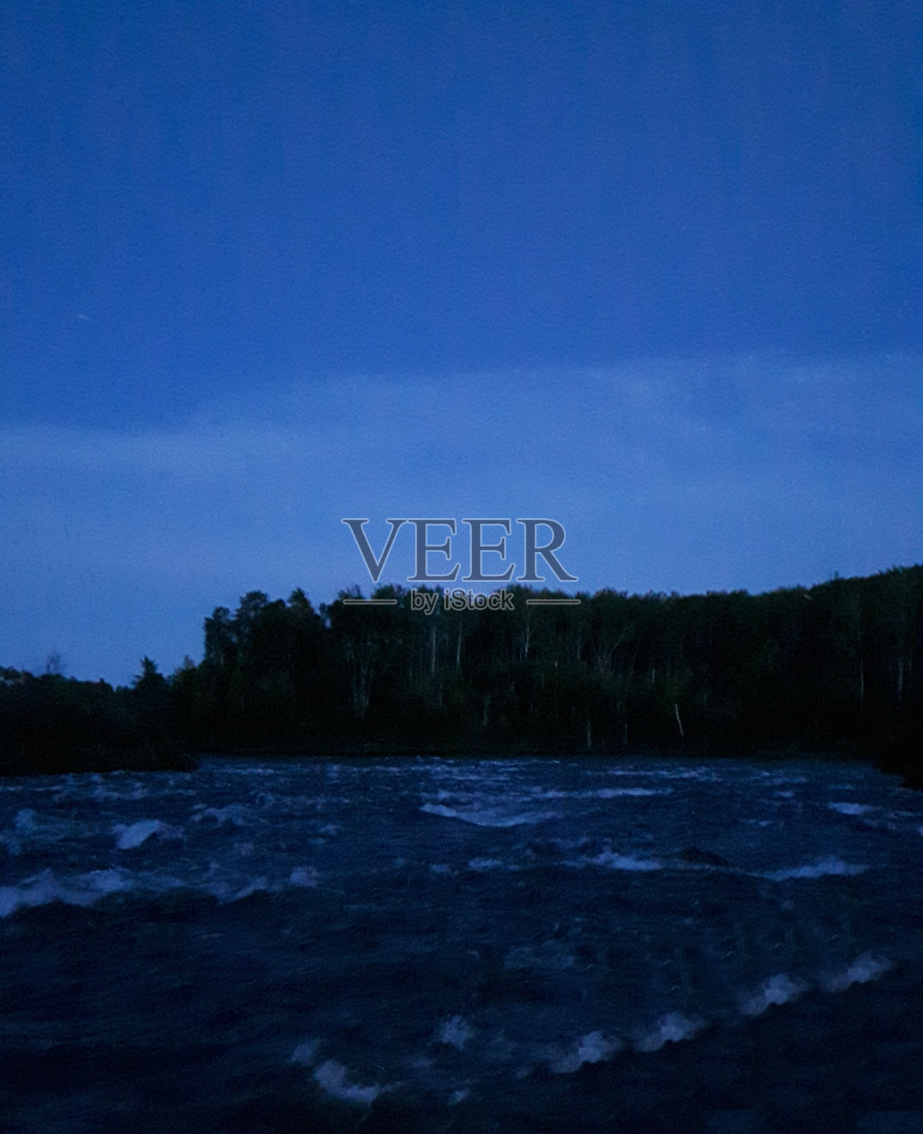 晚上河照片摄影图片