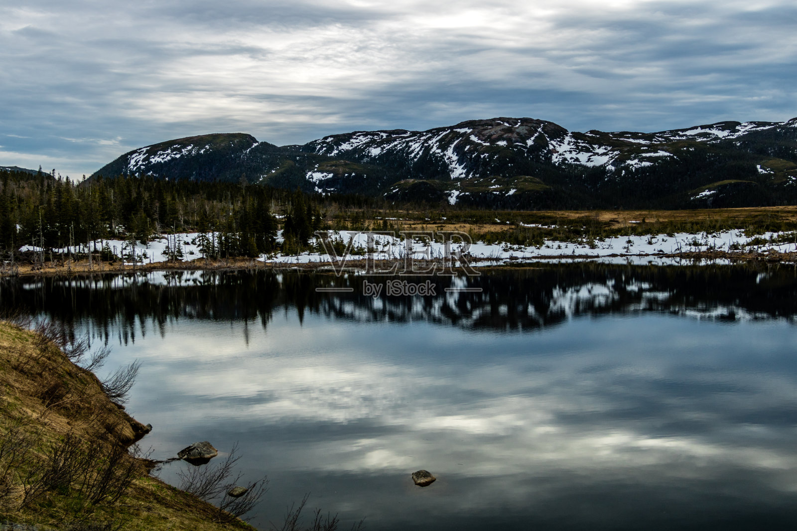 路边的景色。大莫恩国家公园，纽芬兰，加拿大照片摄影图片
