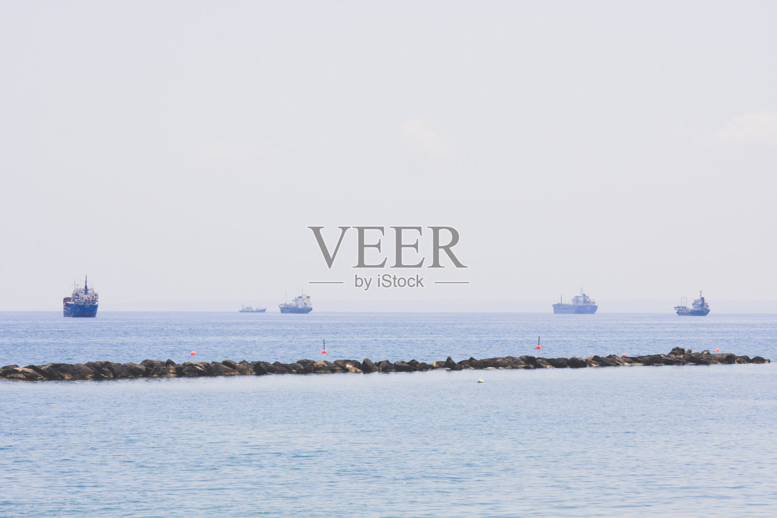 蓝色地平线海景照片摄影图片