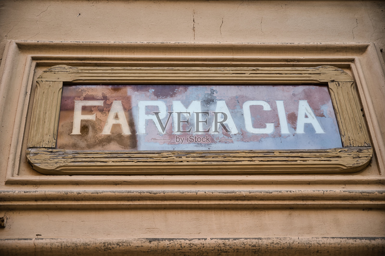 意大利一家药店的古老标志照片摄影图片