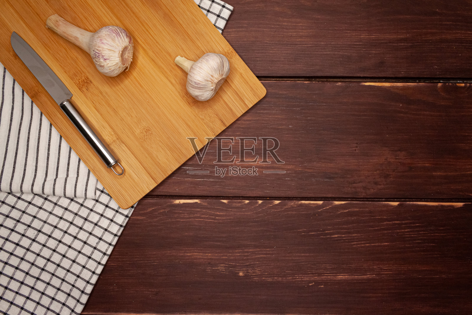 白色背景上的蔬菜和水果照片摄影图片