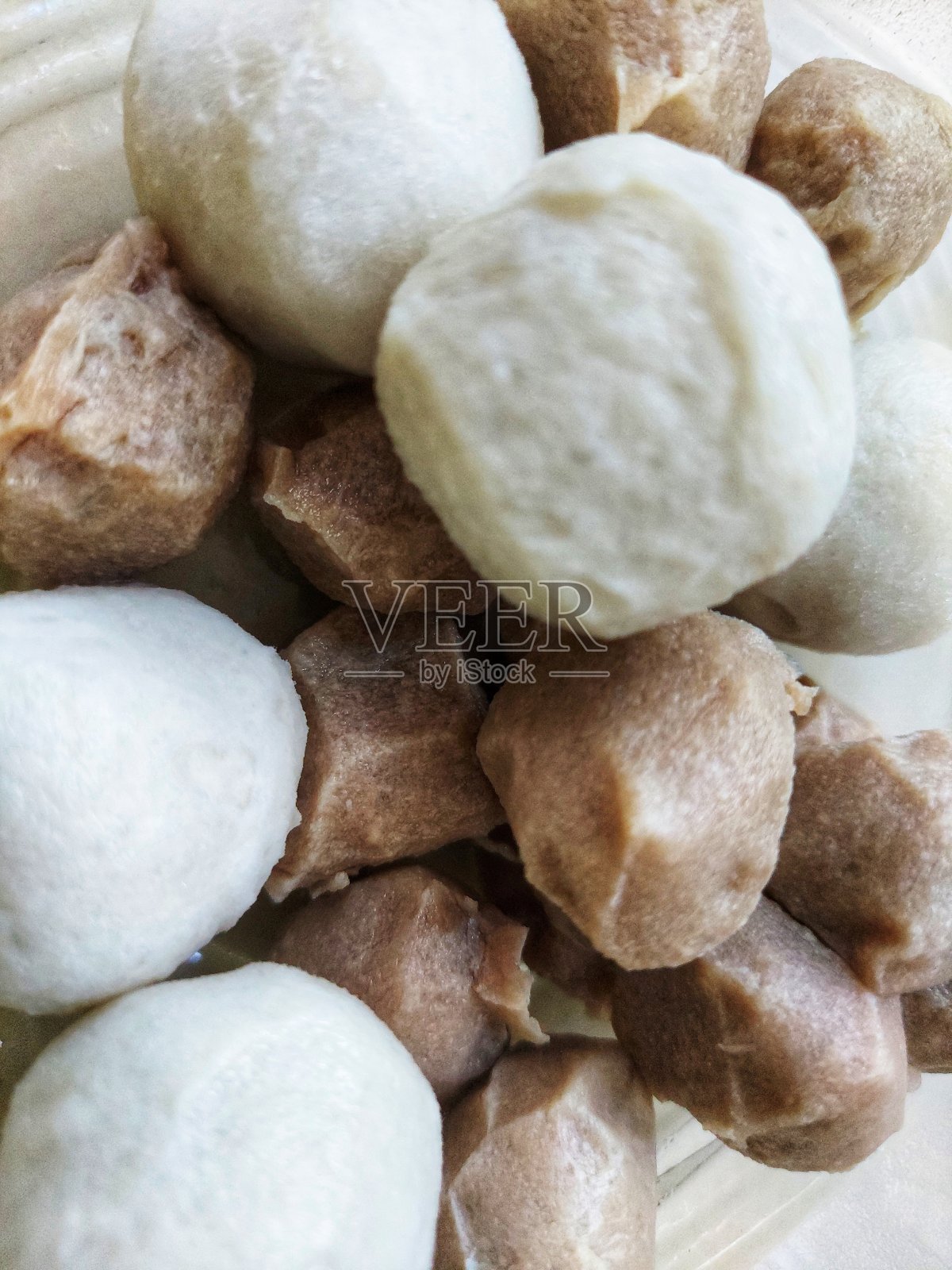 鱼丸和牛肉丸子照片摄影图片