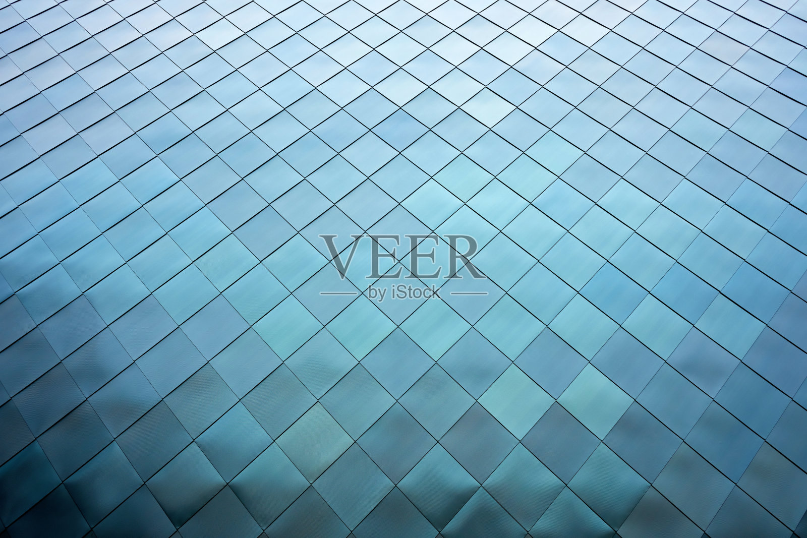 马格德堡一座现代建筑的不锈钢外立面照片摄影图片