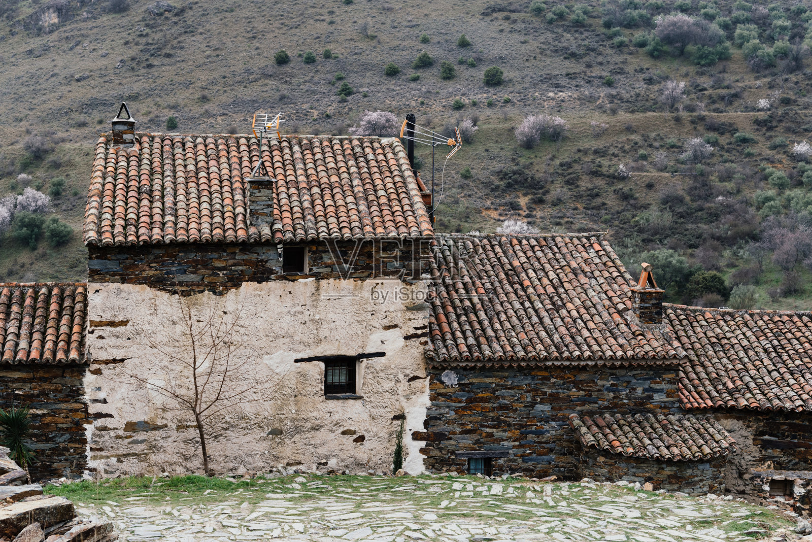 西班牙传统的乡村房屋照片摄影图片
