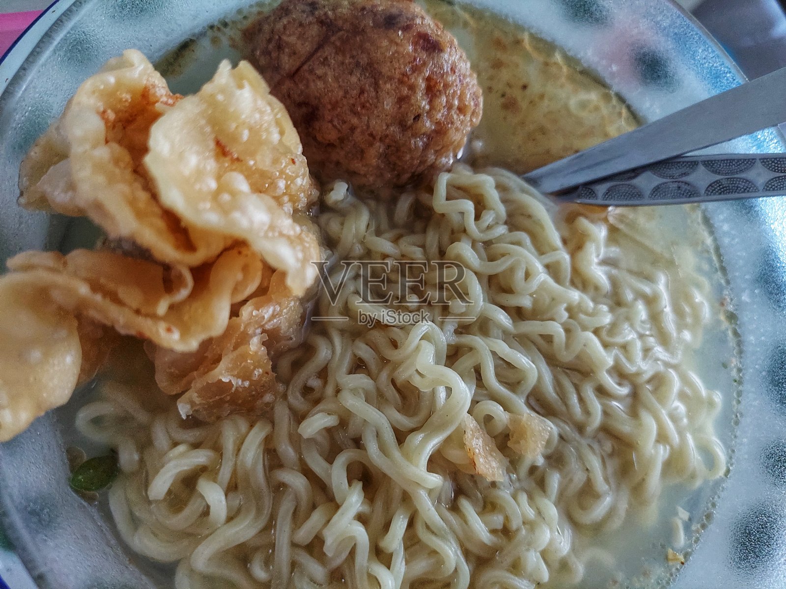 美味的面条汤照片摄影图片