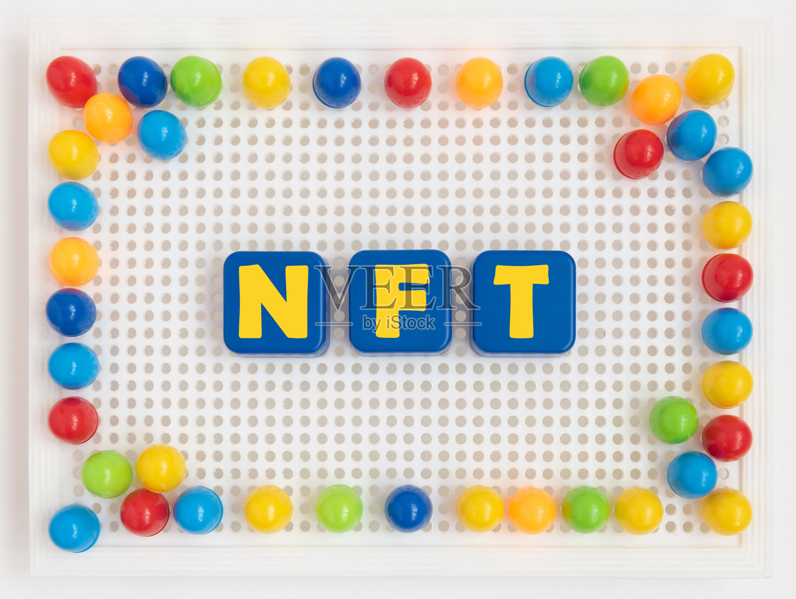 非ft不可替代的标志题字在彩色框架。照片摄影图片