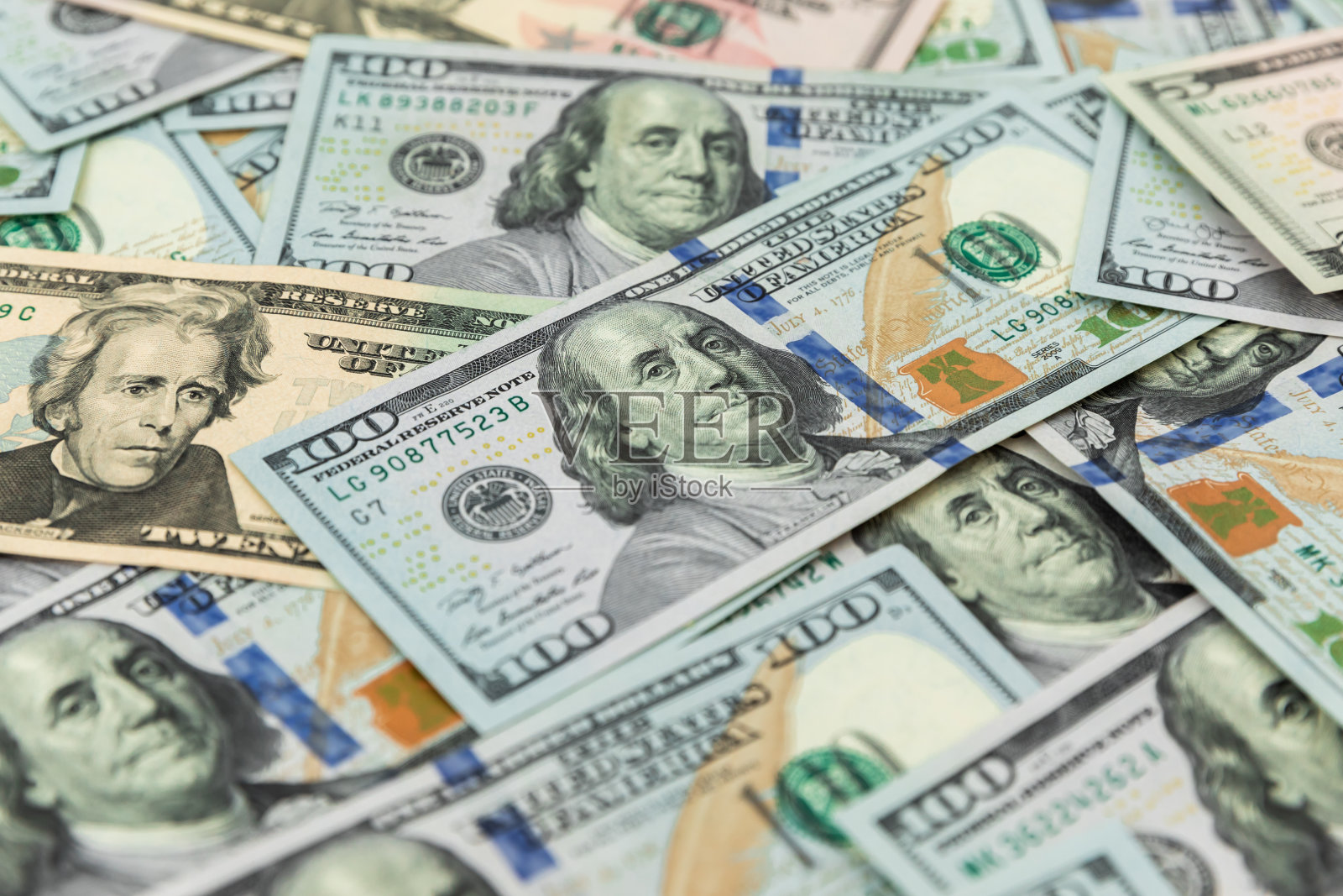 美元的质地。金融背景有5元、10元、20元、50元和100元照片摄影图片