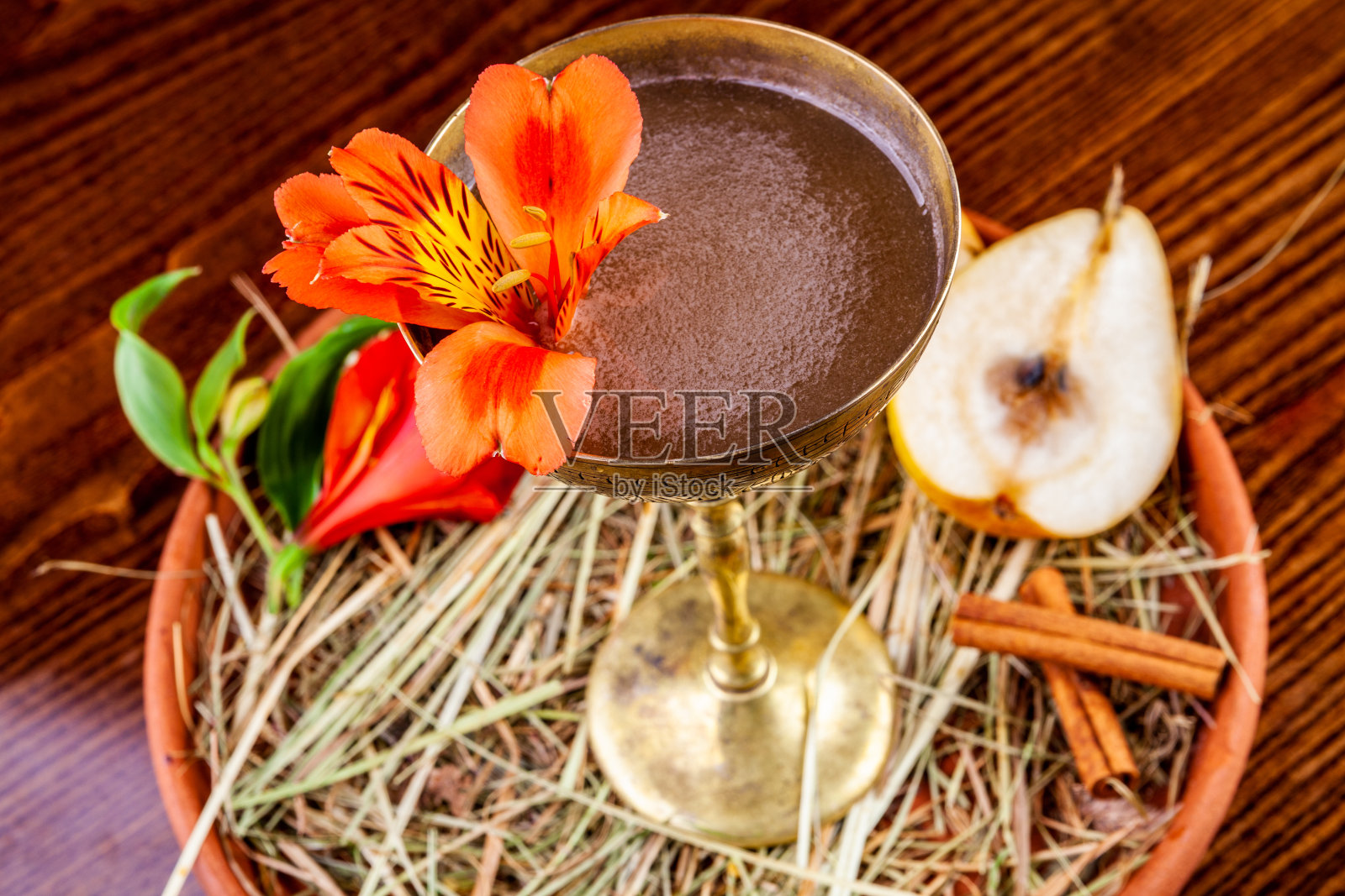 梨花鸡尾酒。近距离照片摄影图片