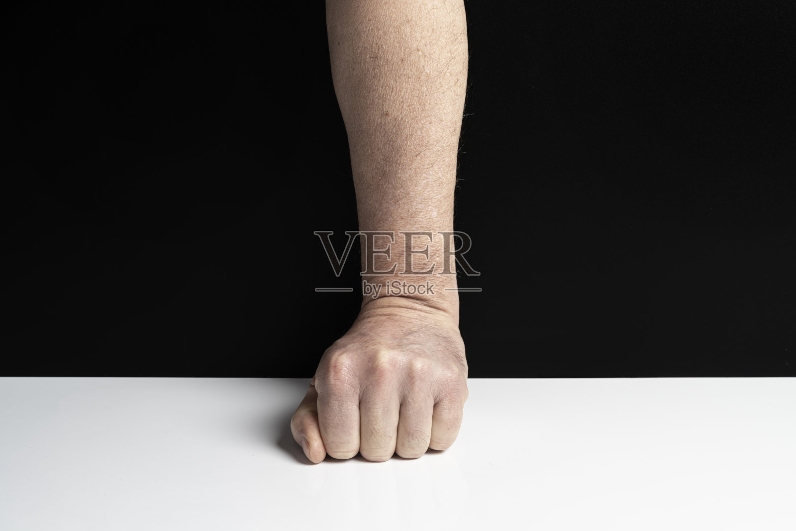 紧握的拳头照片摄影图片