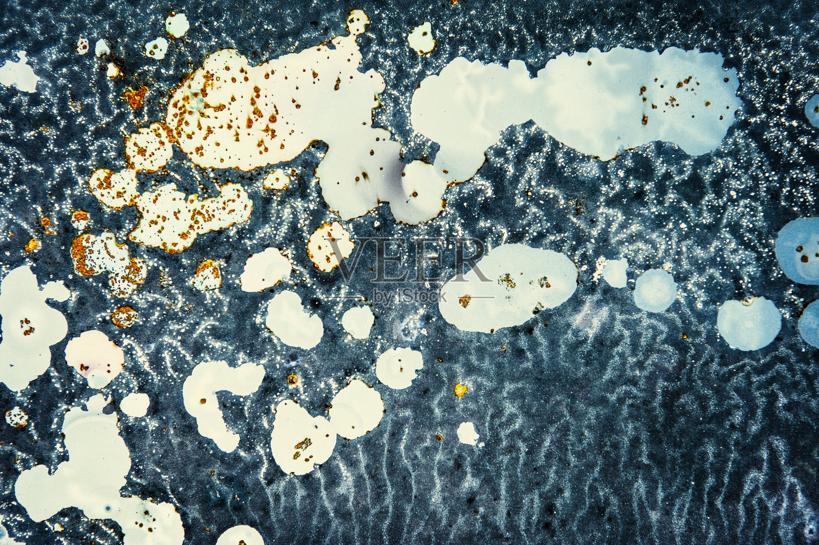 饱经风霜的金属。照片摄影图片