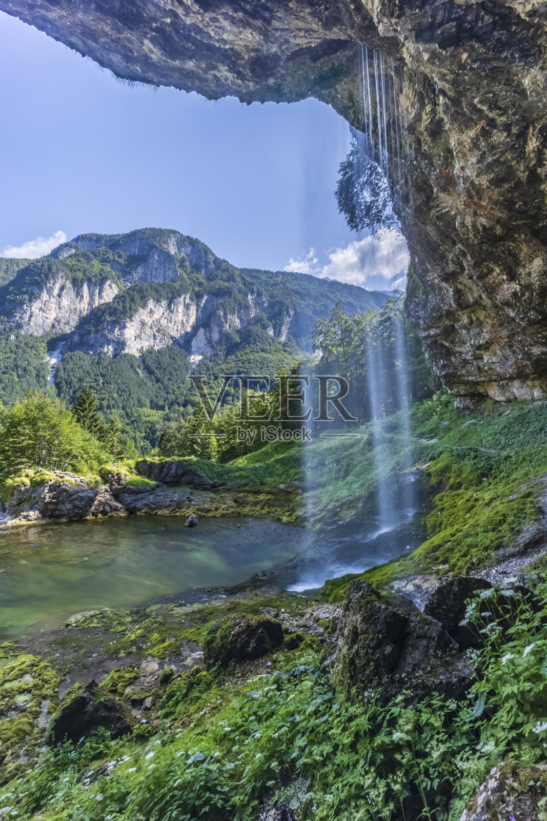 意大利乌德因省的戈卢达瀑布照片摄影图片